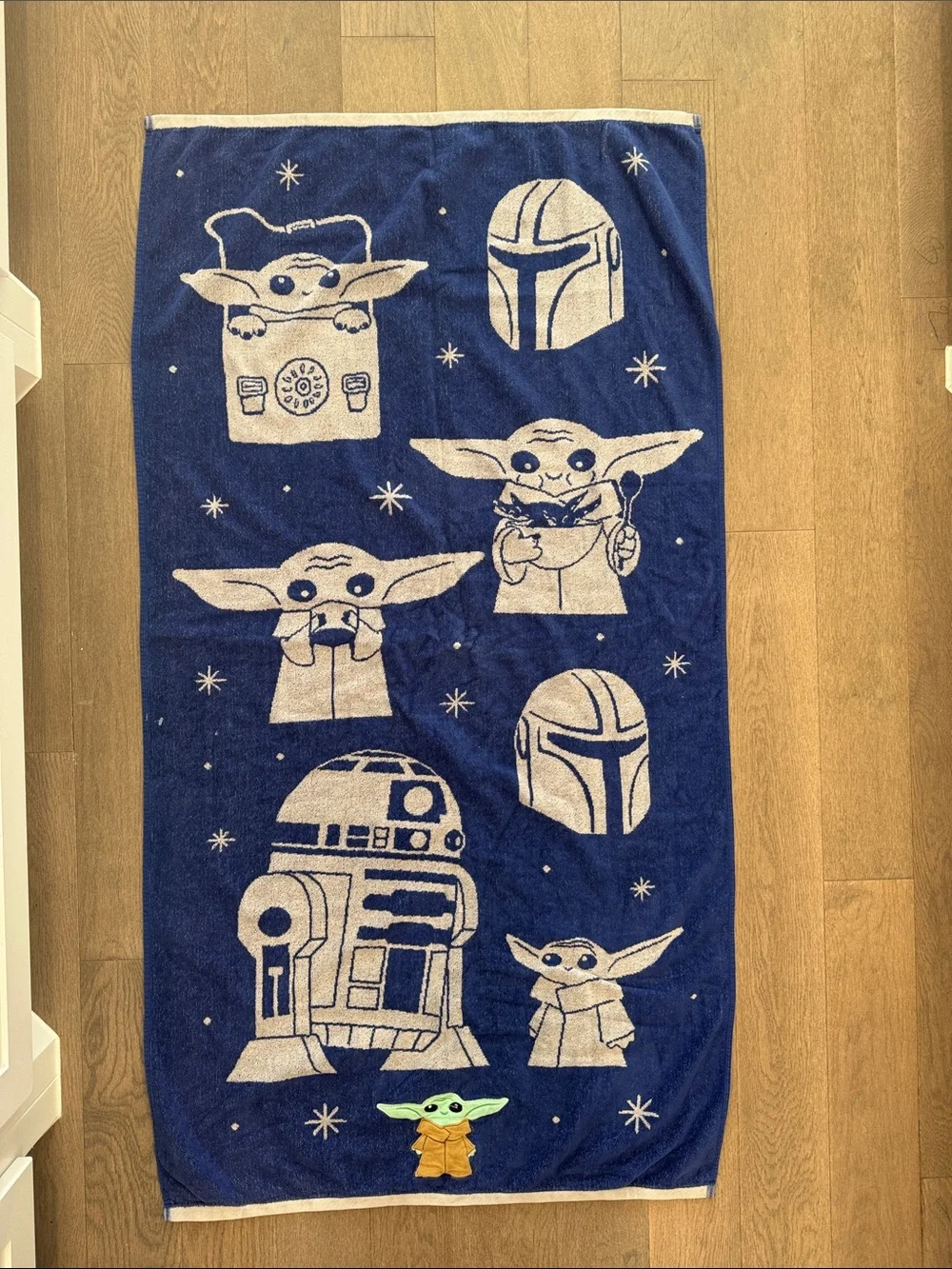 Star Wars‎ Baby Yoda Mandalorian beach towel